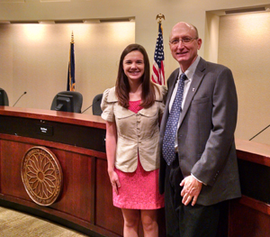 4-H Youth with Johnson County Commissioner Michael Ashcraft