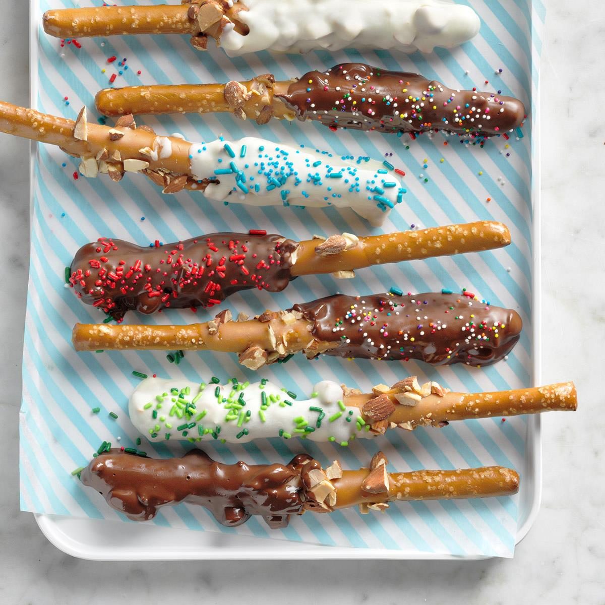 Chocolate Dipped Pretzel Rods 